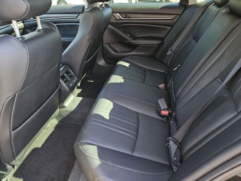 Used 2022 Honda Accord Touring image 31