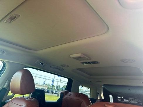 Used 2022 Kia Carnival SX Prestige FWD image 31