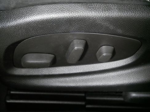 Used 2014 Buick LaCrosse Leather image 20