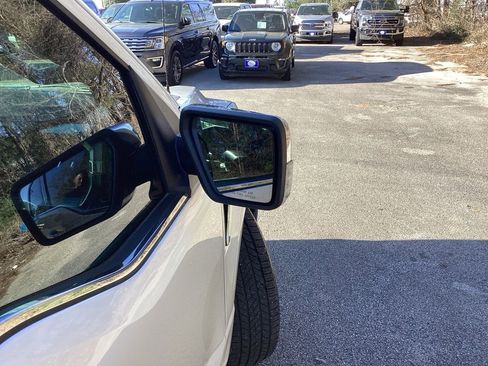 Used 2021 Ford F150 Lariat w/ Equipment Group 502A High image 22