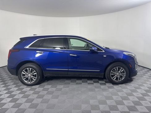 Used 2023 Cadillac XT5 Premium Luxury w/ Technology Package image 2