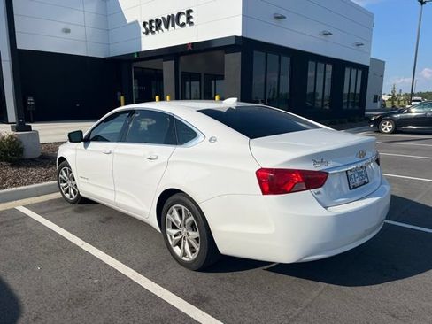 Used 2020 Chevrolet Impala LT FWD image 4