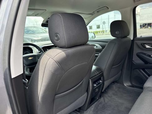 Used 2019 Chevrolet Traverse LS FWD image 13
