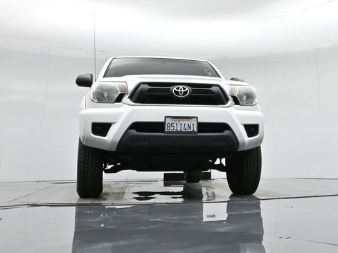 Used 2014 Toyota Tacoma PreRunner image 41