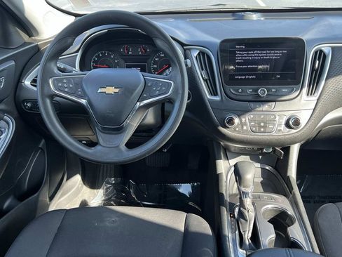 Used 2024 Chevrolet Malibu LT FWD image 25