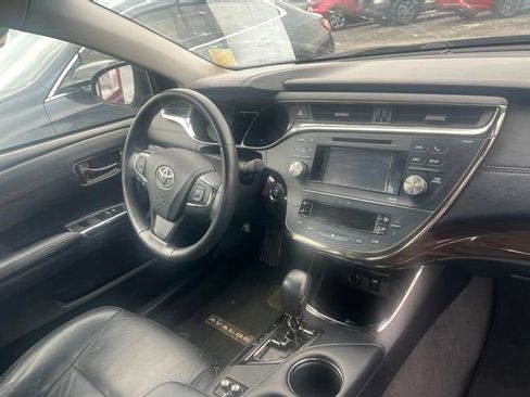 Used 2013 Toyota Avalon XLE Touring FWD image 9