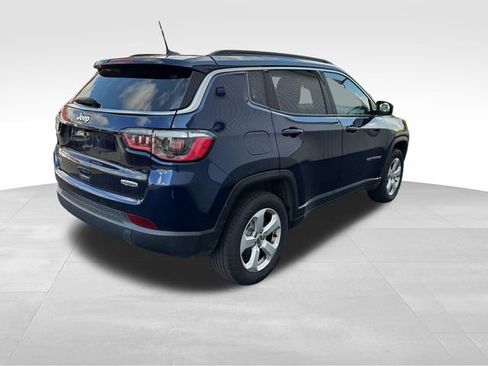 Used 2021 Jeep Compass Latitude w/ Convenience Group AWD/4WD image 29