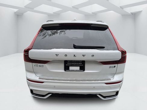 New 2026 Volvo XC60 B5 Core AWD/4WD image 4