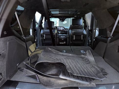 Used 2022 Cadillac Escalade Sport Platinum w/ Heavy-Duty Trailer Package AWD/4WD image 23