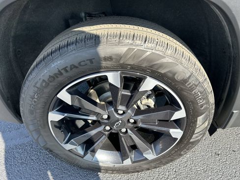 Used 2026 Chevrolet Equinox RS w/ Convenience Package III AWD/4WD image 9