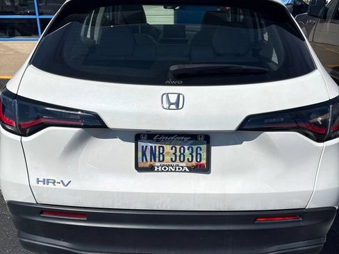 Used 2025 Honda HR-V LX image 7