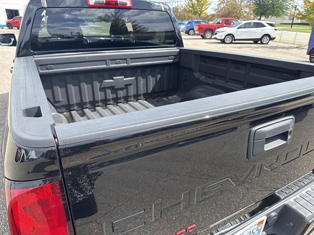 Used 2022 Chevrolet Colorado LT AWD/4WD image 42