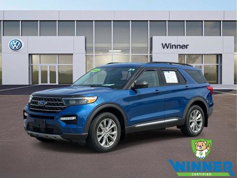 Used 2022 Ford Explorer XLT w/ Equipment Group 202A AWD/4WD image 1
