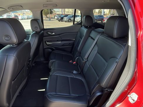 Certified 2023 GMC Acadia SLT image 24