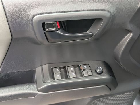 Used 2023 Toyota Tacoma SR AWD/4WD image 10