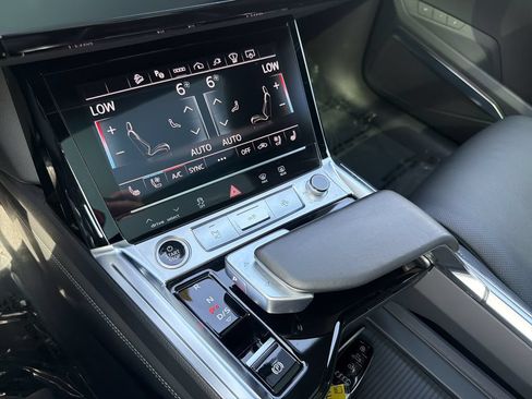 Used 2024 Audi Q8 e-tron Prestige w/ Prestige Package AWD/4WD image 27