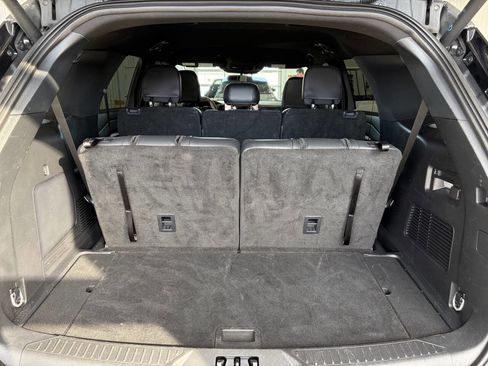 Used 2025 Ford Explorer ST-Line w/ ST-Line Street Pack image 29