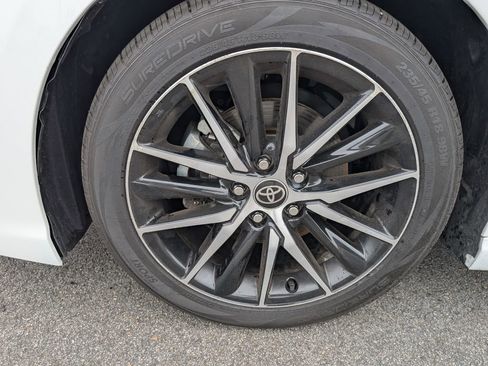 Used 2023 Toyota Camry SE image 12