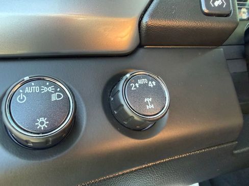 Used 2019 Chevrolet Tahoe LT image 34