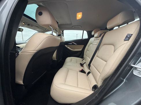 Used 2018 INFINITI QX30 Premium w/ Navigation Package AWD/4WD image 14