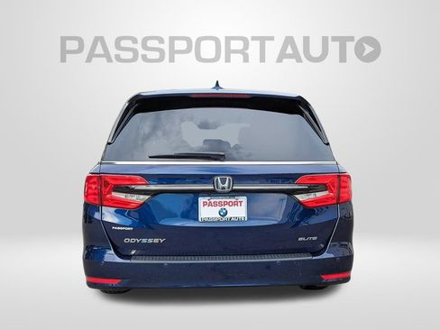 Used 2023 Honda Odyssey Elite image 6