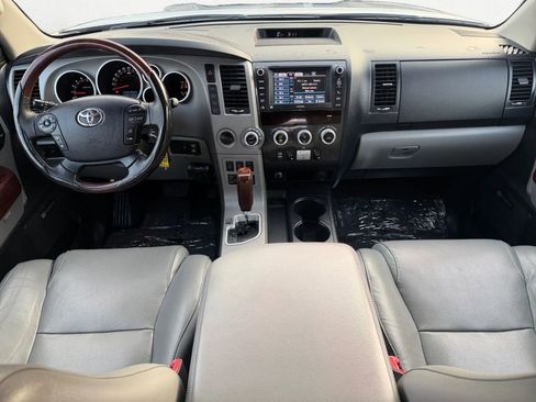 Used 2013 Toyota Sequoia Platinum image 13