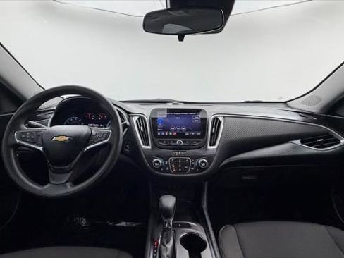 Used 2023 Chevrolet Malibu LT image 24