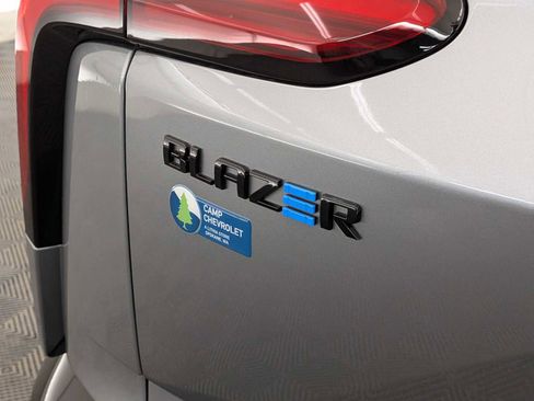 New 2026 Chevrolet Blazer EV RS image 12