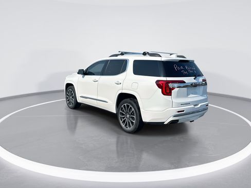 Used 2020 GMC Acadia Denali w/ Technology Package FWD image 7