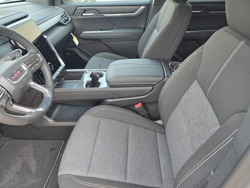 New 2026 GMC Acadia Elevation image 17