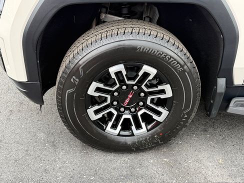 New 2026 GMC Sierra EV Elevation AWD/4WD image 9