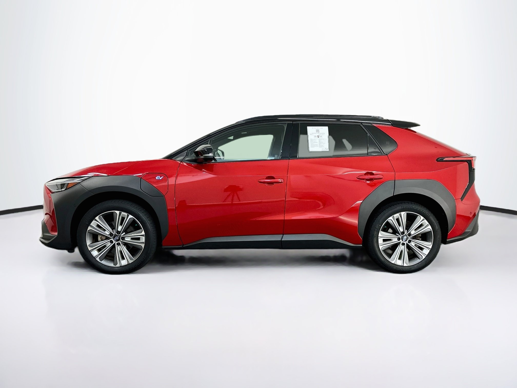 Used 2023 Subaru Solterra AWD image 4