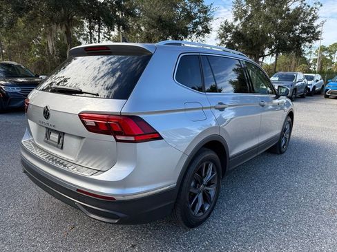 Used 2023 Volkswagen Tiguan SE image 10