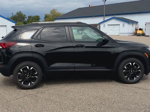 Used 2022 Chevrolet TrailBlazer LT FWD image 9