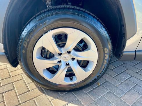 Used 2025 Toyota RAV4 LE image 8