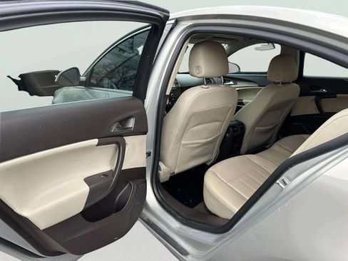 Used 2011 Buick Regal CXL Turbo w/ TO2 Preferred Equipment Group image 17