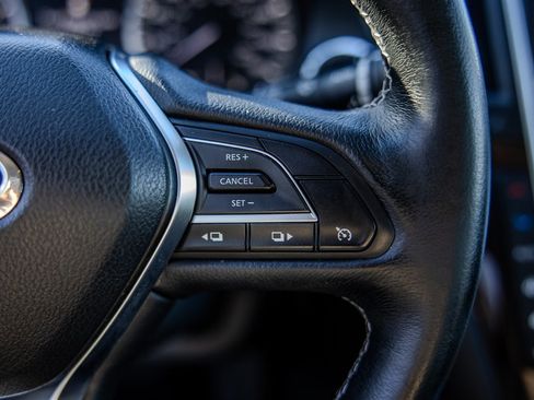 Used 2019 INFINITI Q50 Luxe image 17