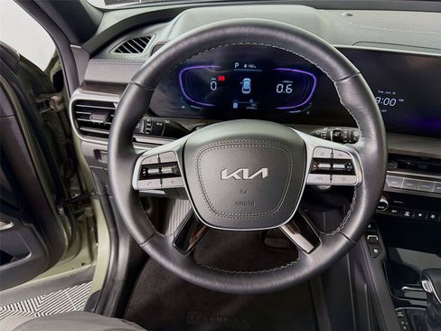 Used 2025 Kia Telluride EX X-Line AWD/4WD image 3
