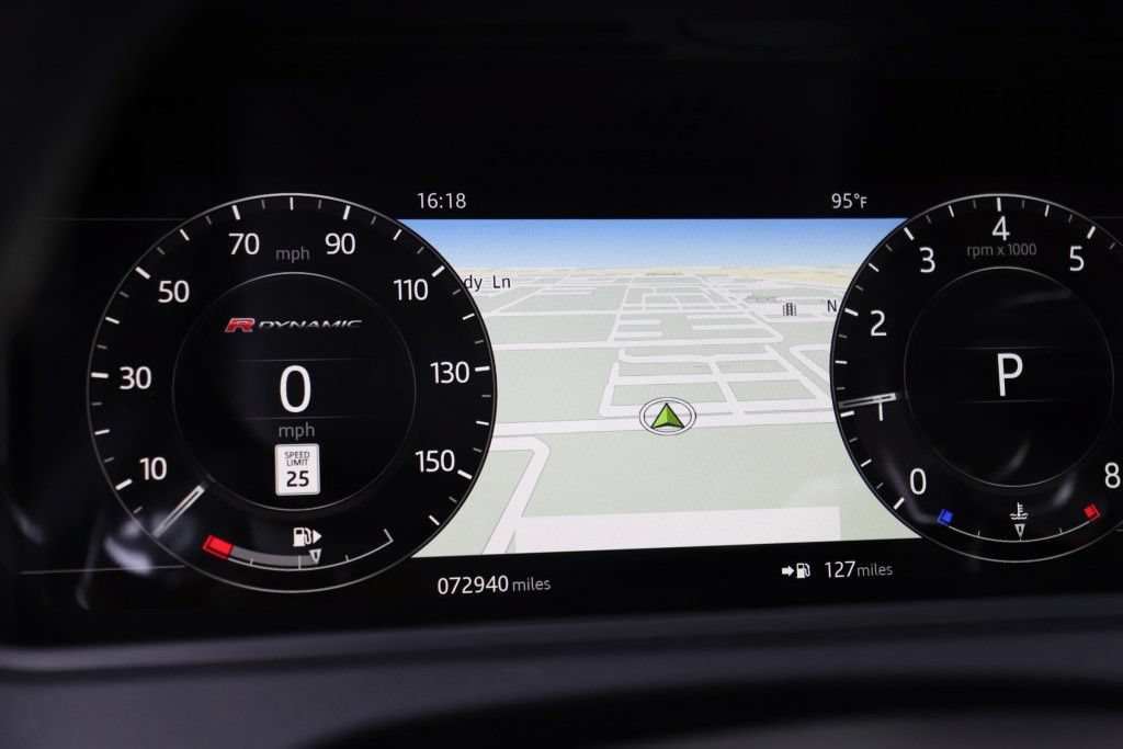 Used 2018 Land Rover Range Rover Velar R-Dynamic SE AWD/4WD image 44