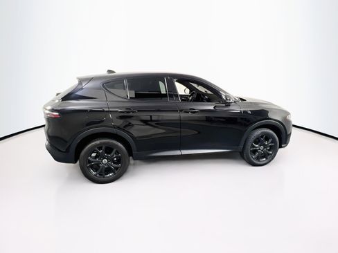 Used 2023 Dodge Hornet GT w/ GT Blacktop Package AWD/4WD image 4