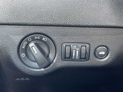 Used 2023 Dodge Charger R/T w/ Blacktop Package image 30