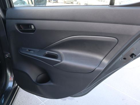 Used 2025 Nissan Versa S w/ Trunk Package image 32