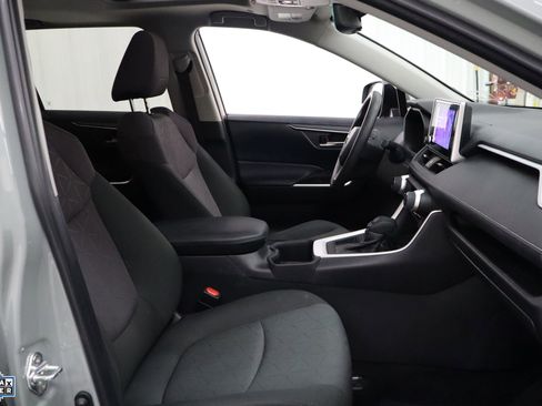 Used 2023 Toyota RAV4 XLE w/ Convenience Package image 27