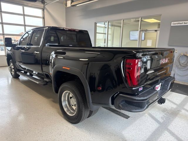 Used 2025 GMC Sierra 3500 Denali AWD/4WD image 2
