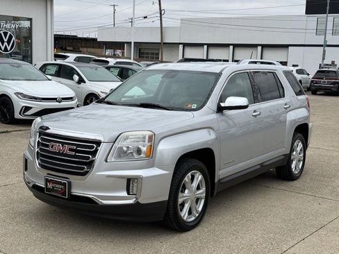 Used 2017 GMC Terrain SLT w/ Open Road Package image 1
