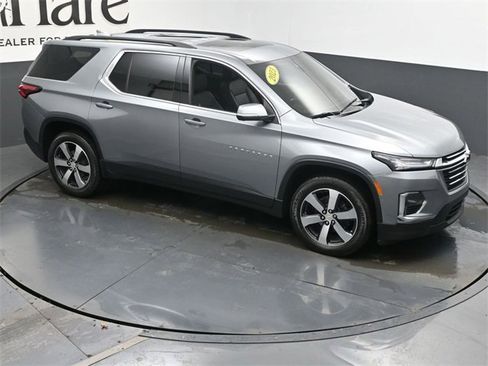 Used 2023 Chevrolet Traverse LT w/ LT Premium Package image 37