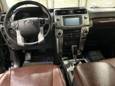 Used 2015 Toyota 4Runner Limited image 16