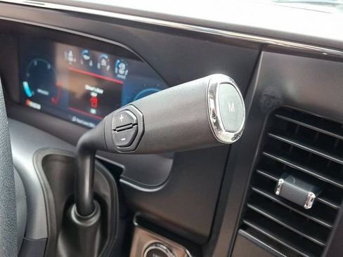 Used 2024 Ford F250 Lariat w/ Sport Appearance Package AWD/4WD image 16