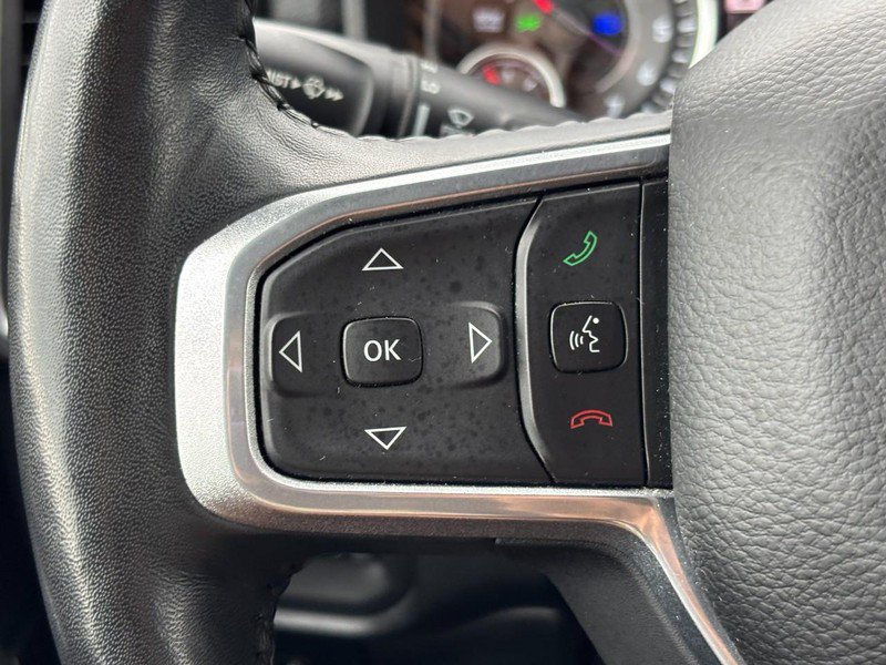 Used 2020 RAM 1500 Laramie w/ Sport Appearance Package AWD/4WD image 18