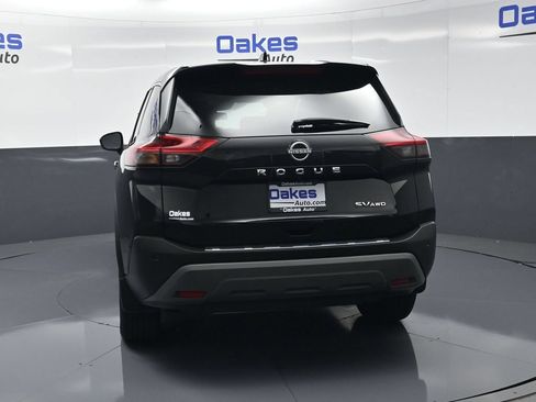 Used 2023 Nissan Rogue SV AWD/4WD image 7